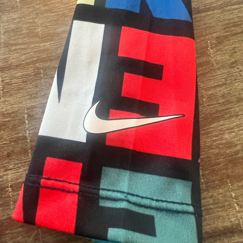 Nike baby girl multicolored leggings 12m - Picture 2 of 2